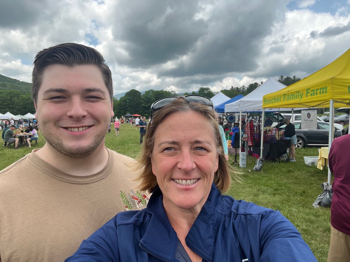 adittmar's tweet image. I enjoyed a visit to see our son Graham, who is working as a chef after graduating from culinary school. We are so proud of the young man he’s become. Dads make a special difference in their children’s lives.♥️ Happy Father’s Day to all the dads, including my husband, Bob!
