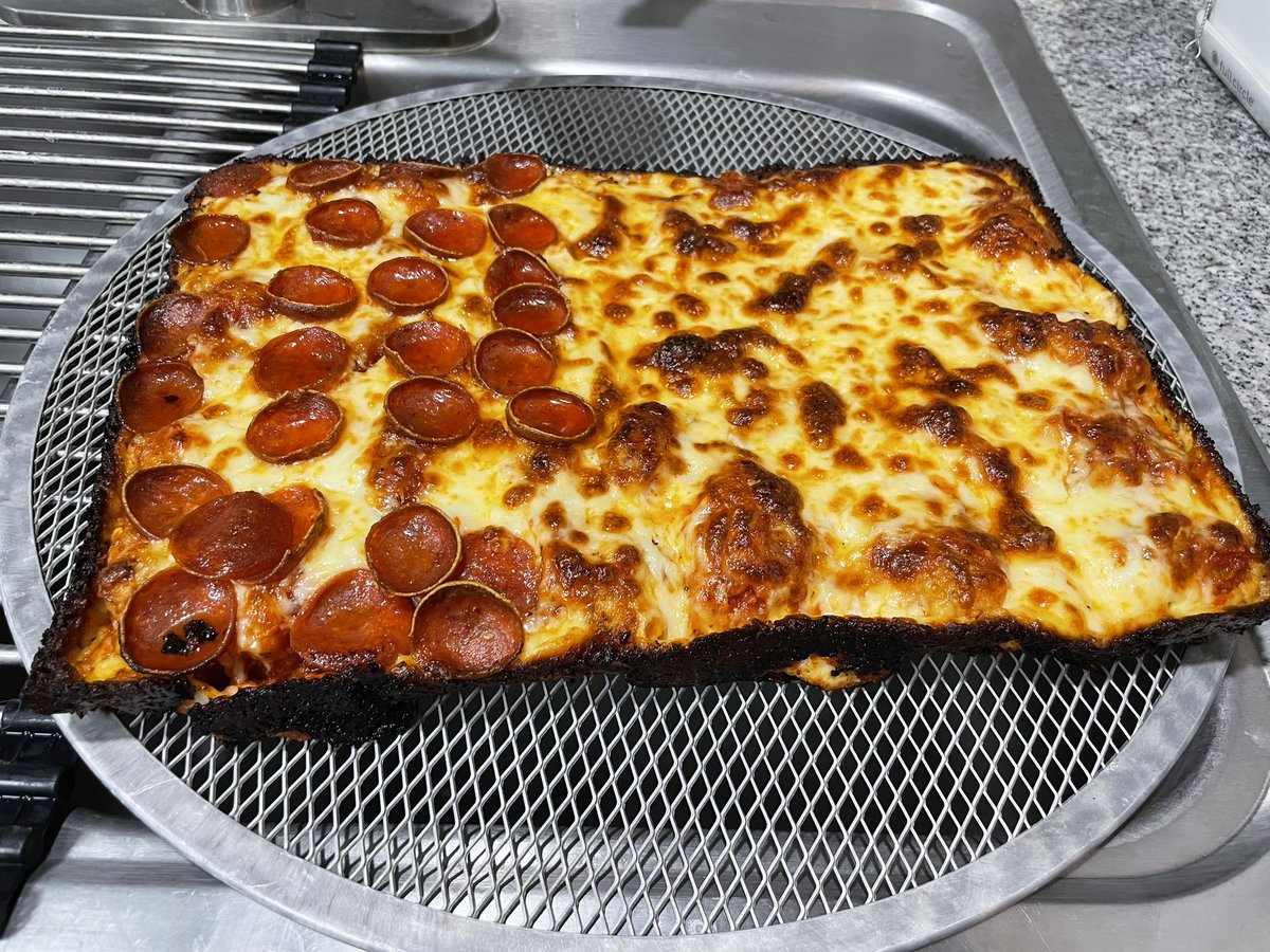 Texas_Hoosiers's tweet image. Father’s Day Detroit style pie with the assistance of my 18 month old sous chef. #pizzapics