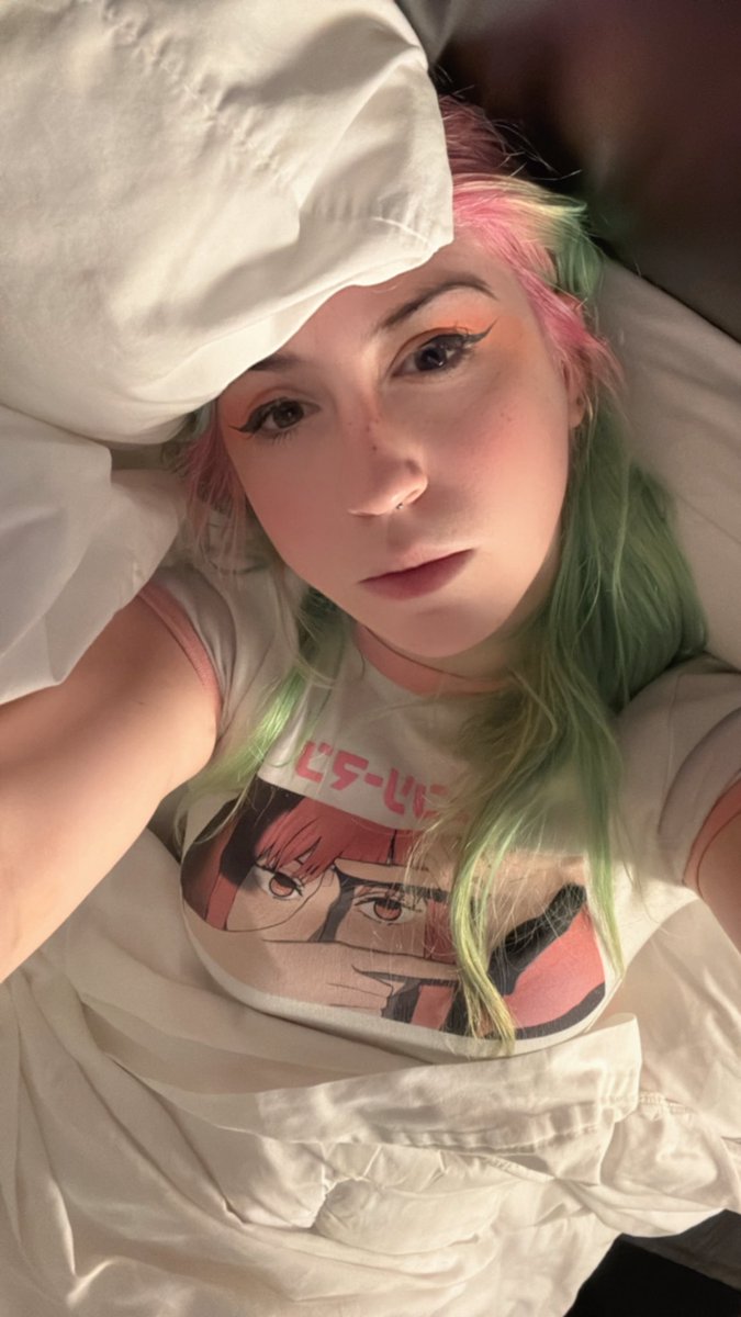 NAIC you were incredible!
Sorry i didn’t see everyone 😭 was so busy, so much so that i crashed hard today. My body began to shut down. I had to book another night in my hotel just to rest for a few hours and then check out again to go for my flight 😭✨