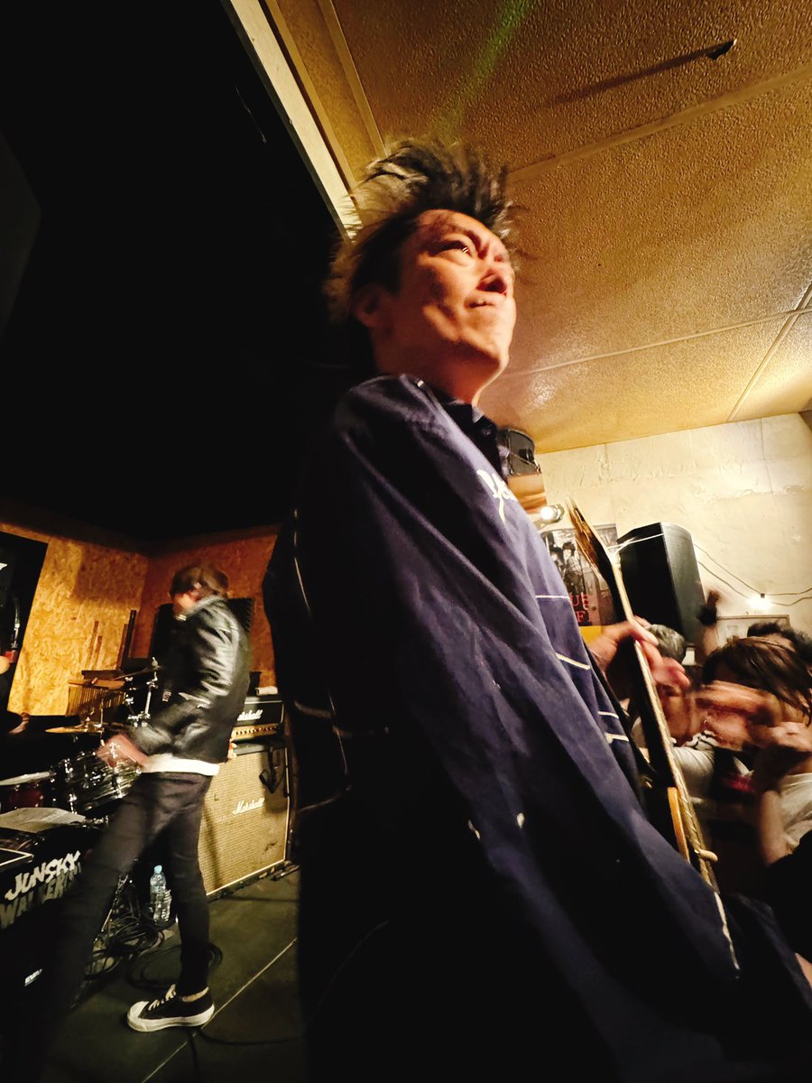 JUN SKY WALKER(S) 
LIVE IN AUSTRALIA
“Revenge” at 福生UZU  DAY②

㊗️福生UZU50周年！
時代で音楽の形態は変わっても、rock 'n' rollの意志は変わらない。
今でもお互い健在なのが何よりもありがたいと思う。
来てくれたみんなありがとう。
#ジュンスカ
#森純太