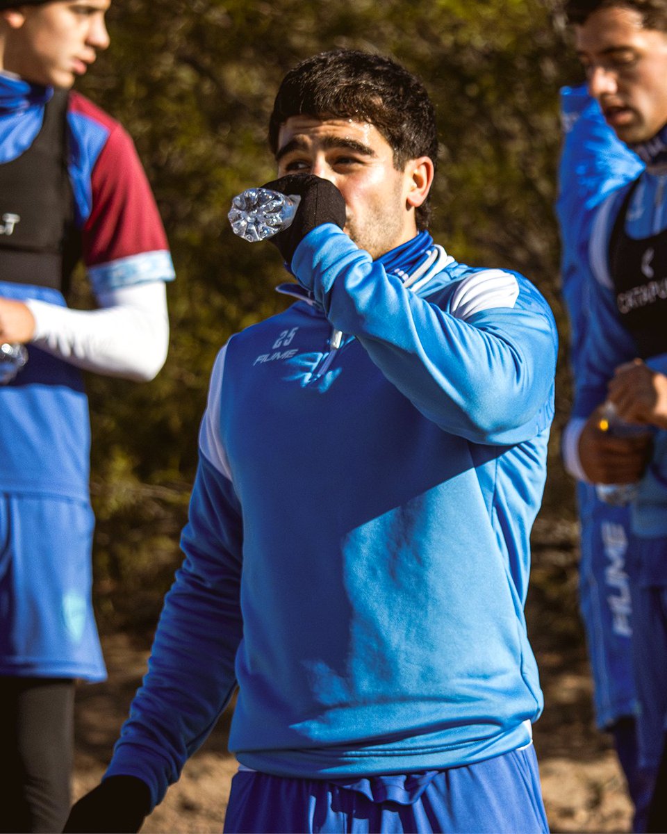 poggivice's tweet photo. Pretemporada ⛰️ https://t.co/Fj4s2gBfi2
