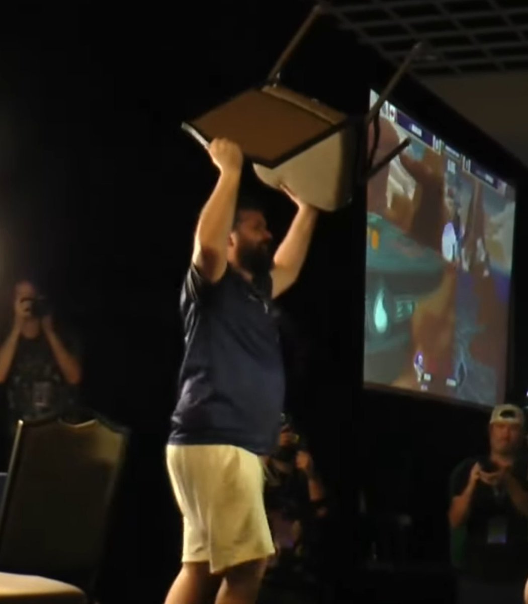Hungrybox, the most successful Super Smash Bros Melee pro of all time, just won his 37th major

His controller broke during the CEO 2025 Grand Final and he had to borrow someone else's to finish the match