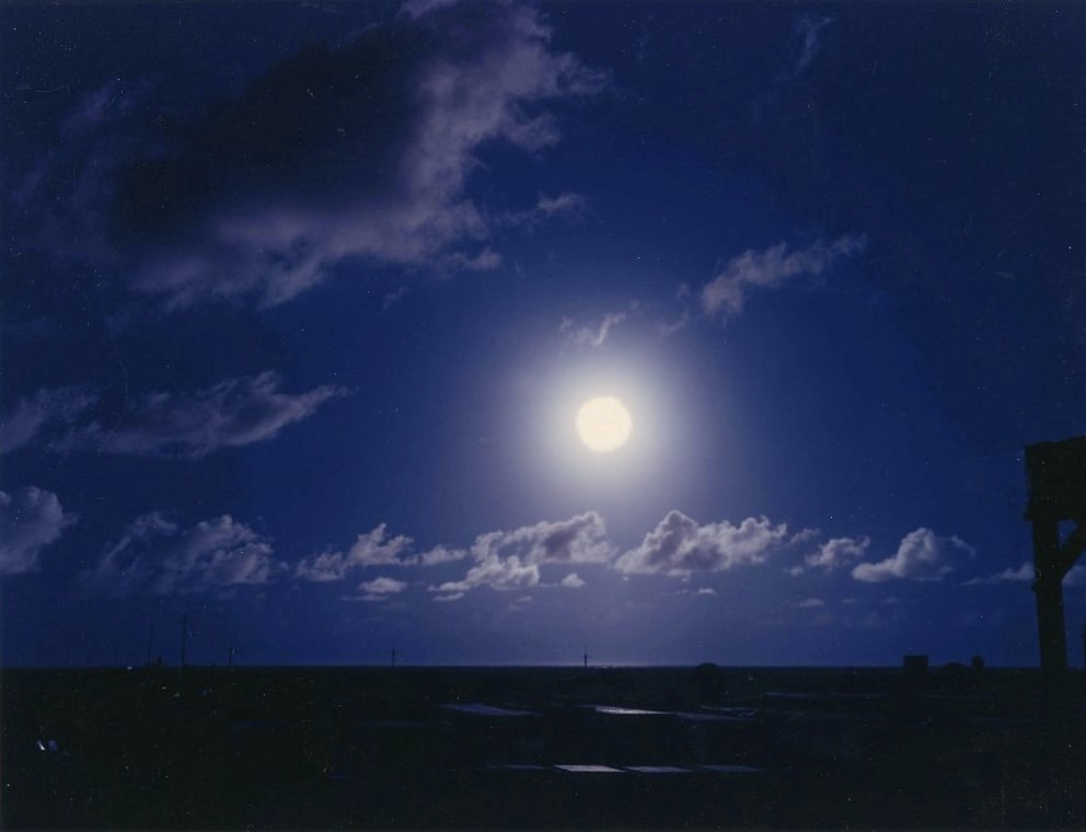 atomicarchive's tweet image. «Rinconada» thermonuclear test, 800 kilotons, air burst 2775 m, Christmas Island area, 7:00 a.m. June 15, 1962. Successful test of the XW-59 «Wall» warhead in a Mk-15 drop case.