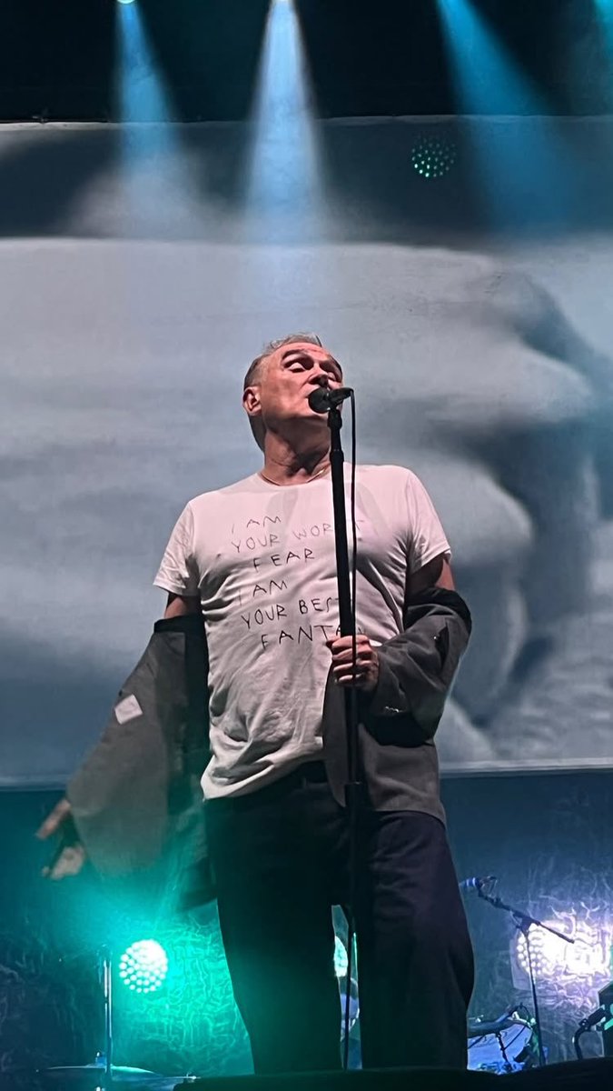 MozzeriansATW's tweet photo. Morrissey at tonight’s shows at Le Zenith, Paris on 6.15.2025. 🇫🇷
📸: photo courtesy of Basia ~
#morrissey #LeZenith #parisfrance #MorrisseyTour2025 https://t.co/1BdNkuRr02