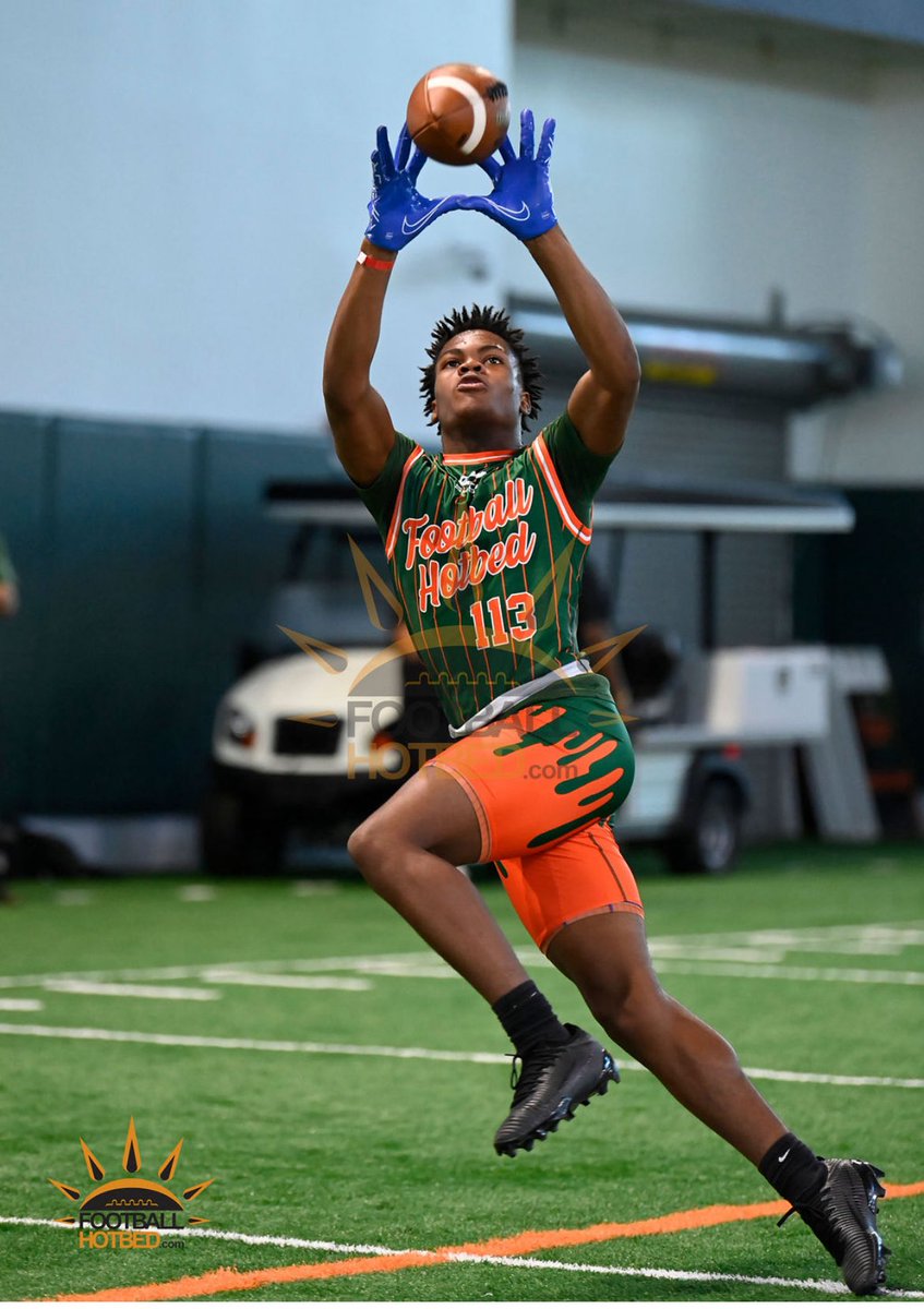 JonathanSawyer0's tweet photo. Amazing time at the HotBed World camp, Thank you @FootballHotbed for the invitation! 💯 #AGTG #athlete #HotBed @AREALGENTLEMEN @TheCribSouthFLA @HotbedRecruit https://t.co/FDfLCXaP2E