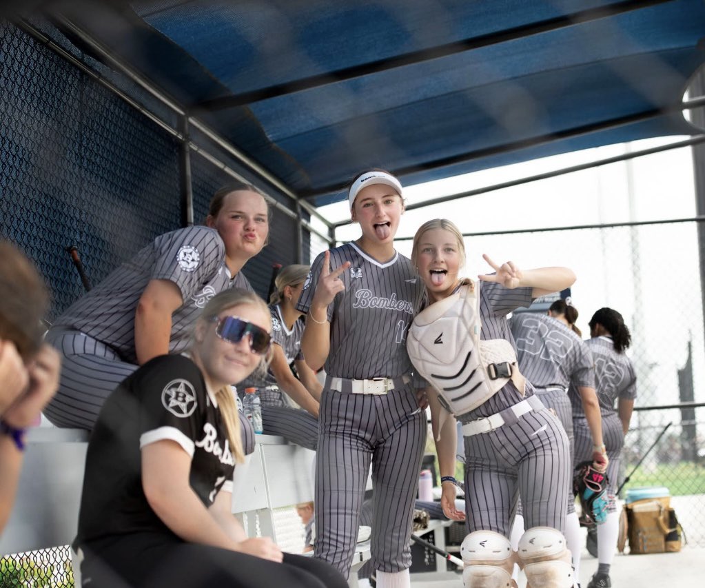 Can’t be mad at a 7-1 weekend and making it into the top 16 out of 66 teams at the Top Gun Invitational in Kansas City, MO! So proud of myself and my teammates for working hard enough to get to where we are today, love my girls! Also a quick shoutout to MY DAD! @BombersGoldOhio