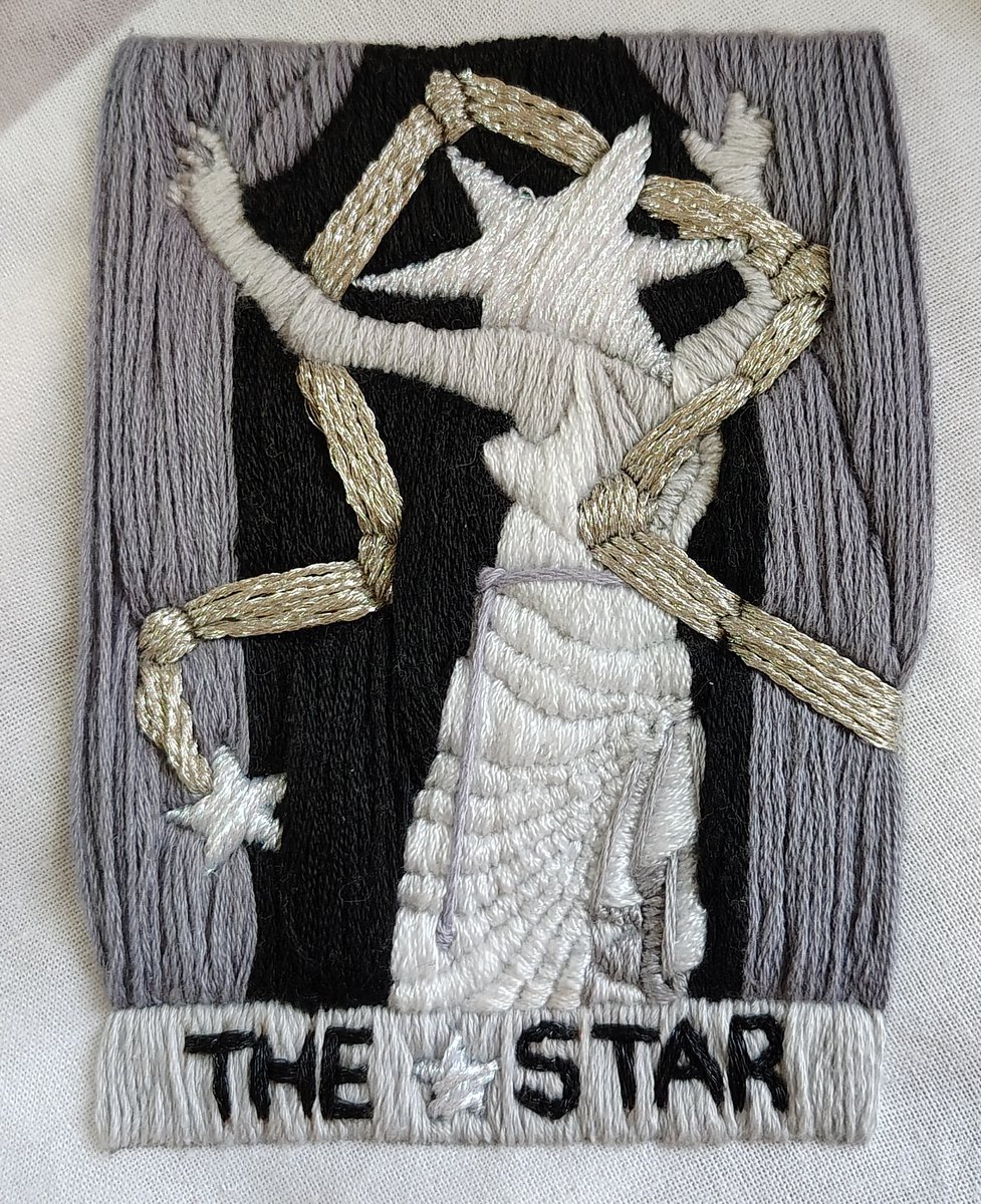 luckyest_clover's tweet image. been working on this embroidery project for a bit now and i finally finished it today!

#embroidery #myart #tarotcards #thestar #redbubble