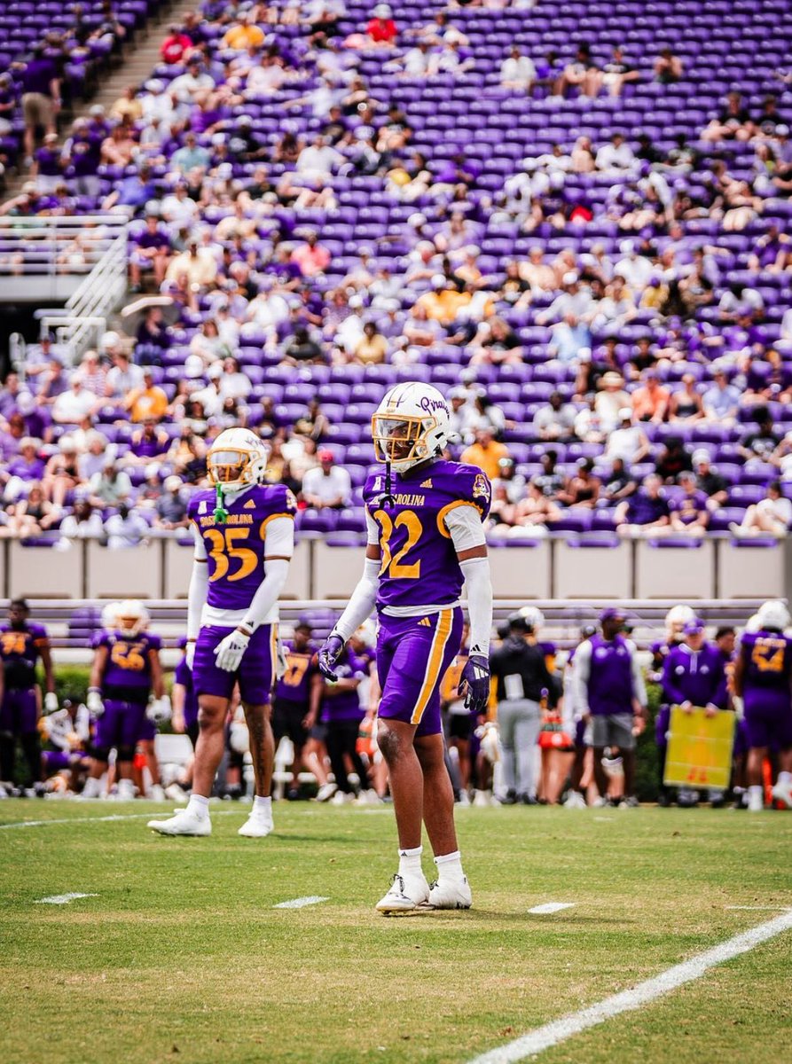 Rashaad “4K” Silver (@rashaadsilver_7) on Twitter photo #agtg Blessed to receive an offer from East Carolina University 🏴☠️
<a href="/Dyrell_Roberts/">Dyrell Roberts Sr.</a> <a href="/ColumbiaHighFB/">Columbia High Football</a> <a href="/__KB7/">BigBank</a> <a href="/_Coach_Shugg/">Darrell C. Brown II, M.Ed, M.S</a> <a href="/DekalbRecruits/">Dekalb Recruits (GA.)</a> <a href="/RecruitGeorgia/">Recruit Georgia</a> <a href="/One11Recruiting/">One11 Recruiting</a> @On3Recruits <a href="/SunilSportsNews/">Sports News By Sunil Sunder Raj</a> <a href="/247Sports/">247Sports</a> <a href="/RivalsFriedman/">Adam Friedman</a> <a href="/ECUPiratesFB/">ECU Football</a> #agtg Blessed to receive an offer from East Carolina University 🏴☠️
<a href="/Dyrell_Roberts/">Dyrell Roberts Sr.</a> <a href="/ColumbiaHighFB/">Columbia High Football</a> <a href="/__KB7/">BigBank</a> <a href="/_Coach_Shugg/">Darrell C. Brown II, M.Ed, M.S</a> <a href="/DekalbRecruits/">Dekalb Recruits (GA.)</a> <a href="/RecruitGeorgia/">Recruit Georgia</a> <a href="/One11Recruiting/">One11 Recruiting</a> @On3Recruits <a href="/SunilSportsNews/">Sports News By Sunil Sunder Raj</a> <a href="/247Sports/">247Sports</a> <a href="/RivalsFriedman/">Adam Friedman</a> <a href="/ECUPiratesFB/">ECU Football</a>