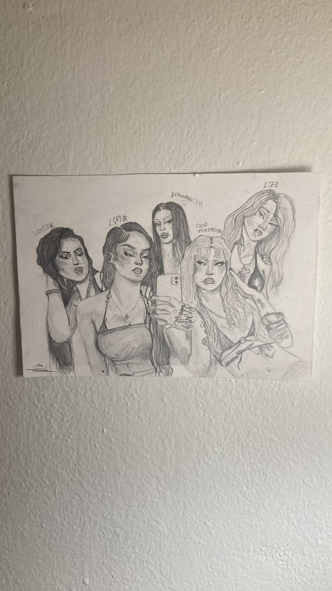 muak💋 tweet media