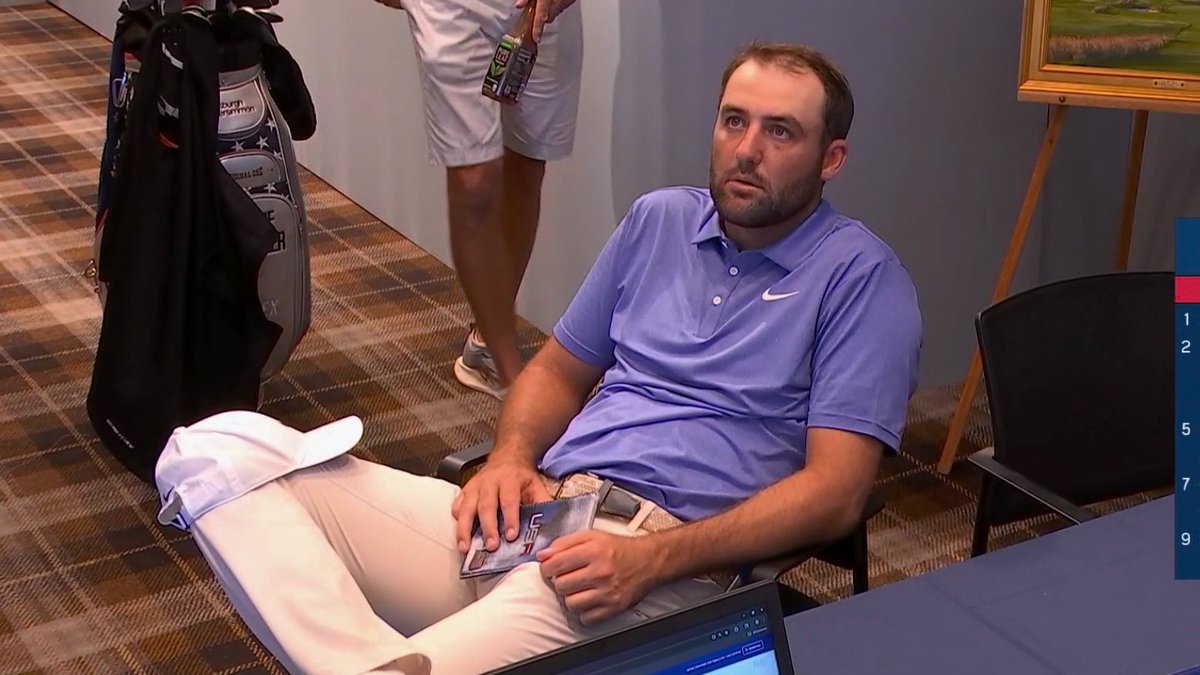 kclairerogers's tweet photo. Every dad in the country watching the golf right now https://t.co/uC50Z1A87X