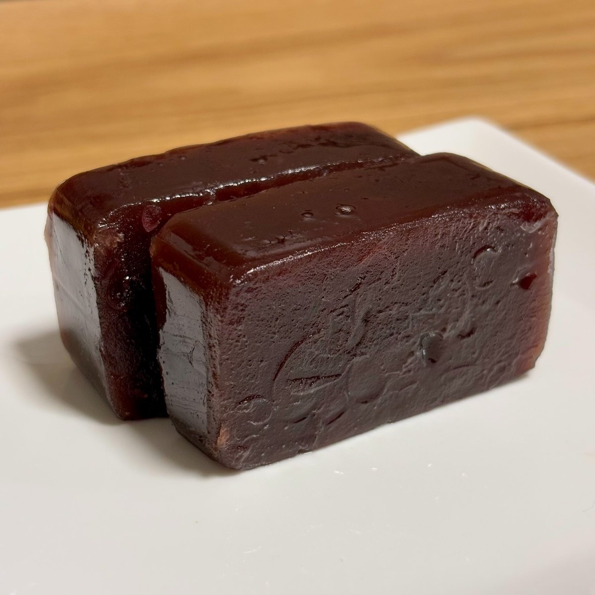 きょう和菓子の日だってー⸜(๑˃∀˂๑)⸝ちゅるのすきな和菓子のひとつはねーこれ♡阿闍梨餅で有名な満月さんの京納言だいすきーーーーー♡