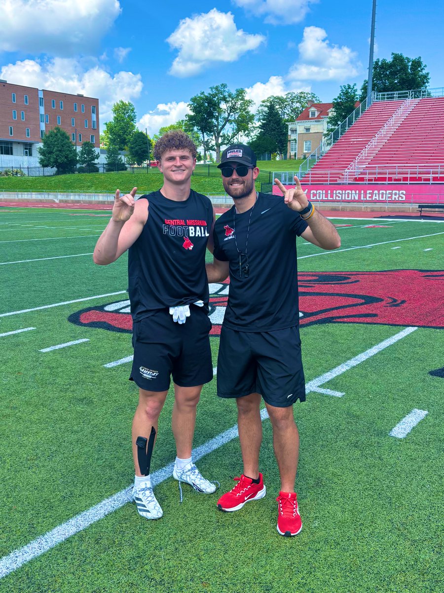 Austin Zeller (@zelleraustin23) on Twitter photo Big thanks to <a href="/UCMFootballTeam/">Mules Football</a> and <a href="/CoaxhGraham/">Dylan Graham</a> for a great camp session yesterday. Can’t wait to be back on campus soon! <a href="/JoshLamberson/">Coach Lambo</a> Big thanks to <a href="/UCMFootballTeam/">Mules Football</a> and <a href="/CoaxhGraham/">Dylan Graham</a> for a great camp session yesterday. Can’t wait to be back on campus soon! <a href="/JoshLamberson/">Coach Lambo</a>