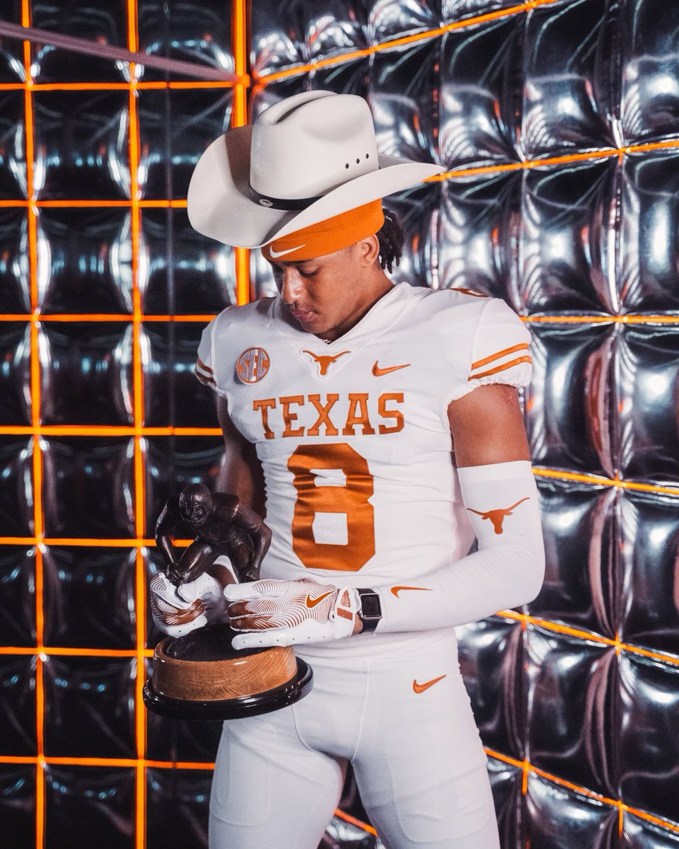 Brayden Rouse ✰ (@braydenrouse8) on Twitter photo 🤘🏽?? 🤘🏽??