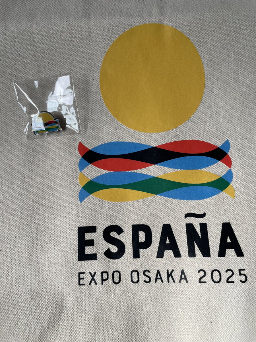 ［非売品］未来の都市　ピンバッジ　カナデビアグループ 非売品］未来の都市 ピンバッジ カナデビアグループ