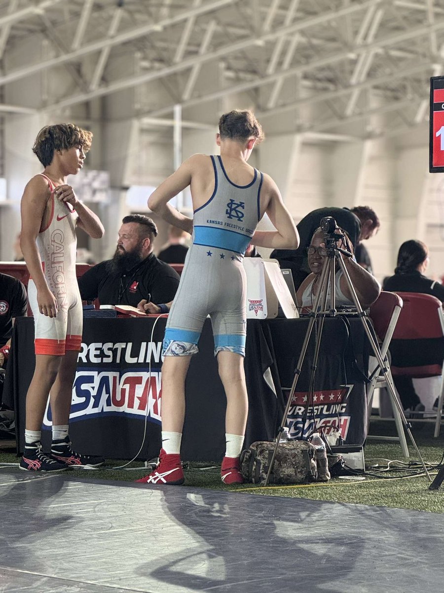 CooperRSmith09's tweet photo. Blessed and Grateful to compete at some of the highest level of wrestling 
16u National Duals ✅
Fargo 🔜 https://t.co/uA7MLdAwRR