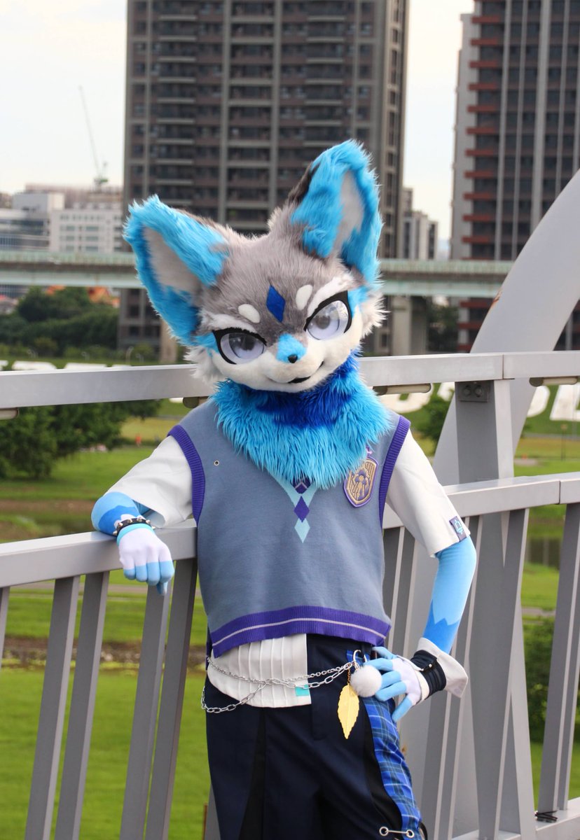 canduce-鴉片督軍(伊空) (@canducedmart) on Twitter photo 這次來當好學長,有誰要學長來輔導功課呢?💕
(第一次的學園風緊身衣搭配,想不到意外的合適🥵
📷 : <a href="/sweetchocomilk6/">巧克奶 🧀(Chock, チョーク) ➡UTFG, Infurnity</a>
#furryeveryday #UTFG 這次來當好學長,有誰要學長來輔導功課呢?💕
(第一次的學園風緊身衣搭配,想不到意外的合適🥵
📷 : <a href="/sweetchocomilk6/">巧克奶 🧀(Chock, チョーク) ➡UTFG, Infurnity</a>
#furryeveryday #UTFG