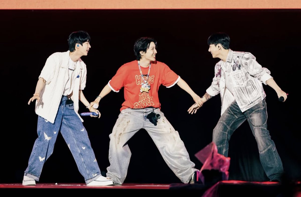 VirginiaFts's tweet image. el mejor 0613 de la vida se lo lleva el año 2025 🥺🫂 

#BTS #BTSFESTA2025