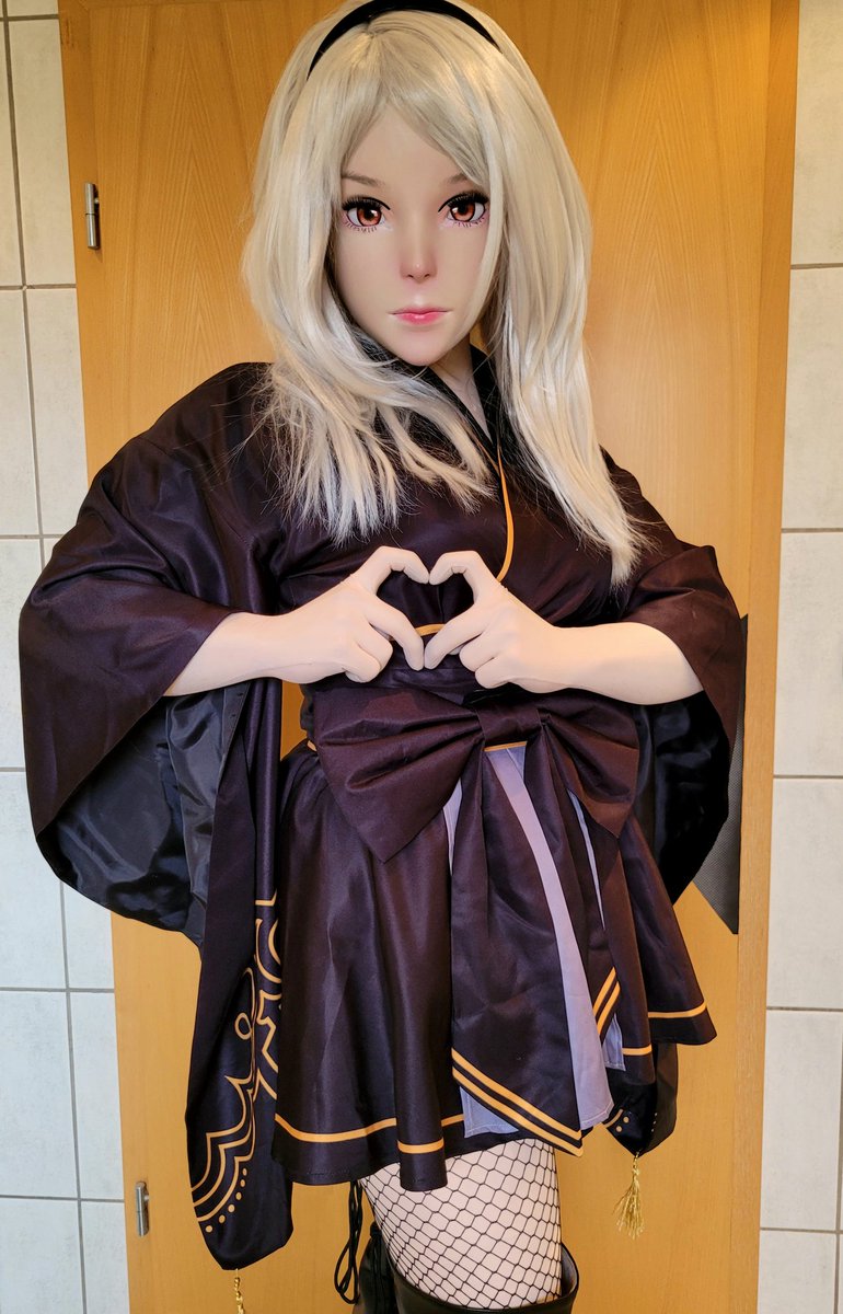 Sending you lots of 🩶 for this new week. May it help you do great things 

#kigurumi #着ぐるみ