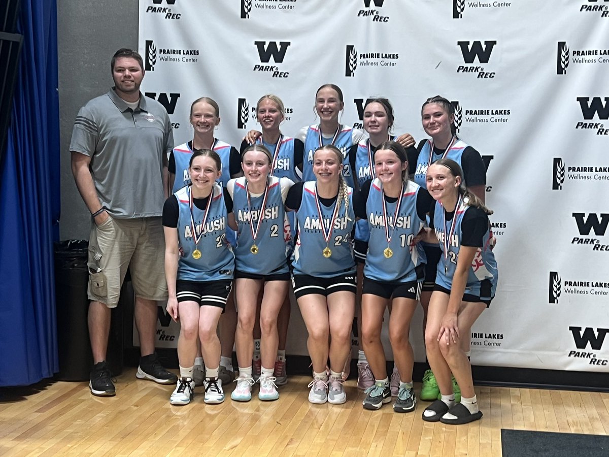 Congrats to our 1️⃣5️⃣U Sam team for going 3️⃣-1️⃣ and winning their pool this weekend🏆 Good job, ladies‼️

This group is off to a great start and we are excited to watch them continue to grow together as a group!!