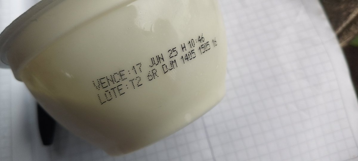 Mis esperanzas por saber algo sobre #Clashmini vencen el mismo día que mi yogurt 😑👌