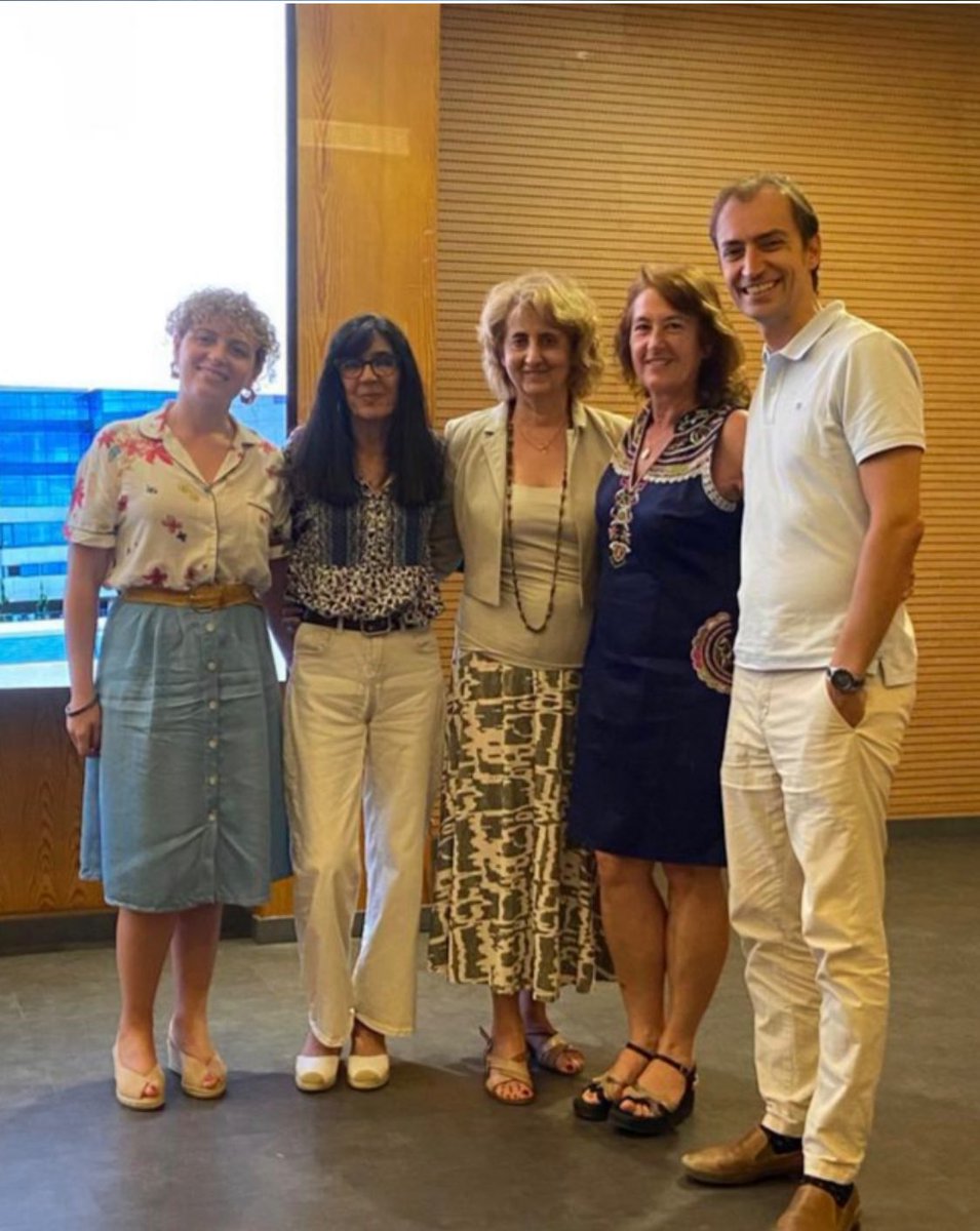 Un gustazo participar un año más del Curso de Neuroendocrino de SENDIMAD👏👏👏. Todo un éxito de curso! Gracias a las coordinadoras <a href="/calatayudgm/">María Calatayud</a> y Concha Blanco😘 <a href="/SENDIMAD1/">SENDIMAD</a> <a href="/NeuroendocrinoS/">NeuroendocrinoSEEN</a> <a href="/sociedadSEEN/">Sociedad SEEN</a> <a href="/GrupoGetne/">Grupo GETNE</a>