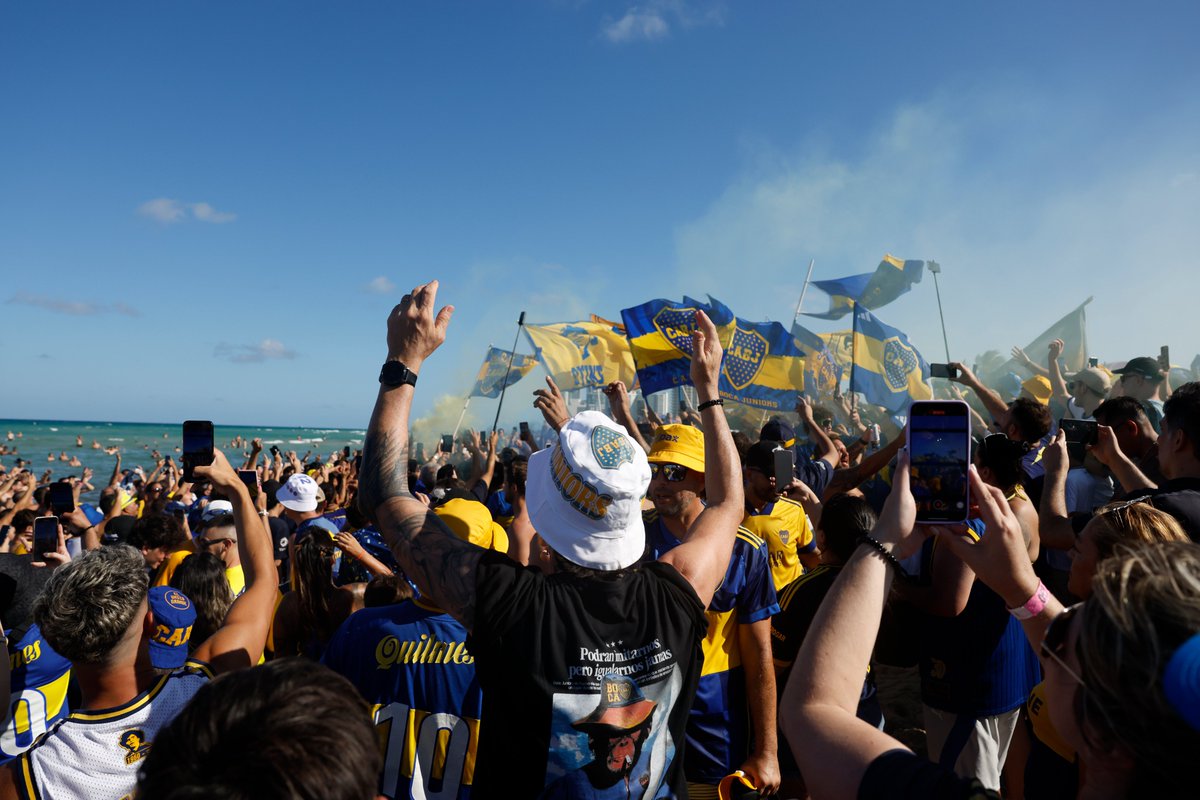 CONMEBOL Libertadores (@libertadores) on Twitter photo ¡Coparon Miami! Un movimiento popular llamado <a href="/BocaJrsOficial/">Boca Juniors</a> 🔵🟡 Otro banderazo histórico
📸 <a href="/FIFACWC/">FIFA Club World Cup</a>
CONMEBOL #Libertadores #GloriaEterna ¡Coparon Miami! Un movimiento popular llamado <a href="/BocaJrsOficial/">Boca Juniors</a> 🔵🟡 Otro banderazo histórico
📸 <a href="/FIFACWC/">FIFA Club World Cup</a>
CONMEBOL #Libertadores #GloriaEterna