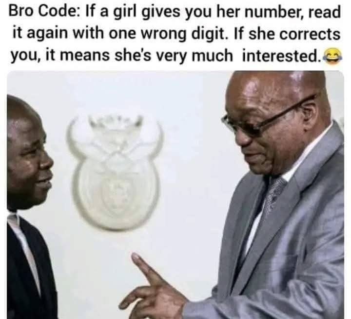 TRIPPLEtrouble_'s tweet image. 😂🌝