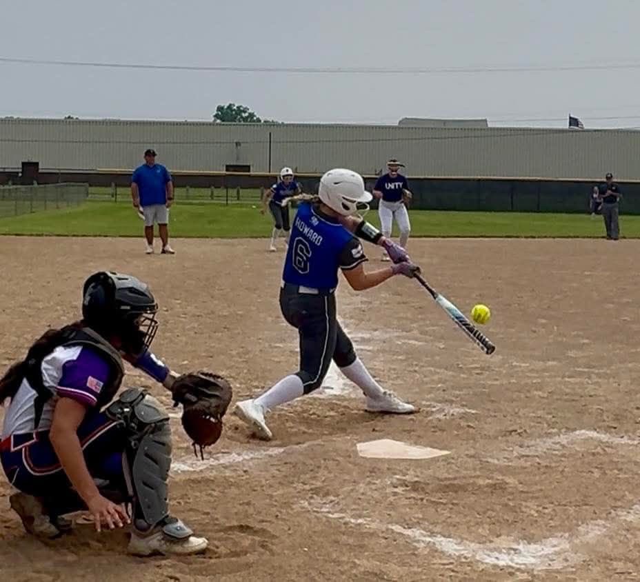 MyaHoward07's tweet photo. Had a great weekend at the D1 Superselect tournament! Didn’t get to play Saturday due to rain but ended the weekend 2-2. 

Also hit my first homerun of the summer!!
@DubC_Softball @ONUSoftball @HUsoftball @WittSoftball https://t.co/Z9azEuA2qP