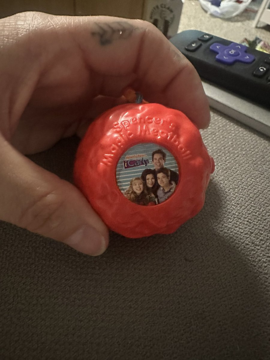 __kayxbee's tweet photo. @kmaureenryder @trixiemattel I ask my magic meatball https://t.co/OzpZZZzwf9