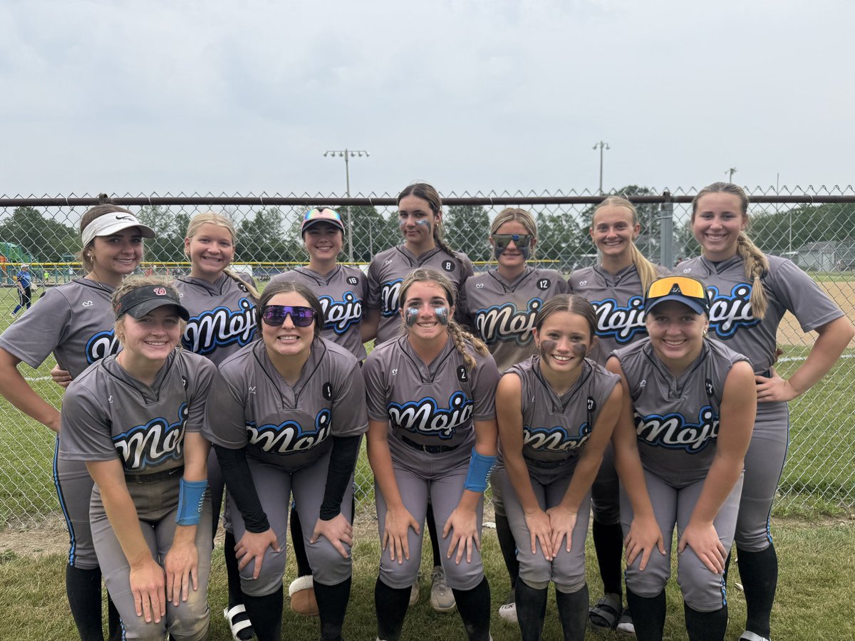 lexi perry tweet media