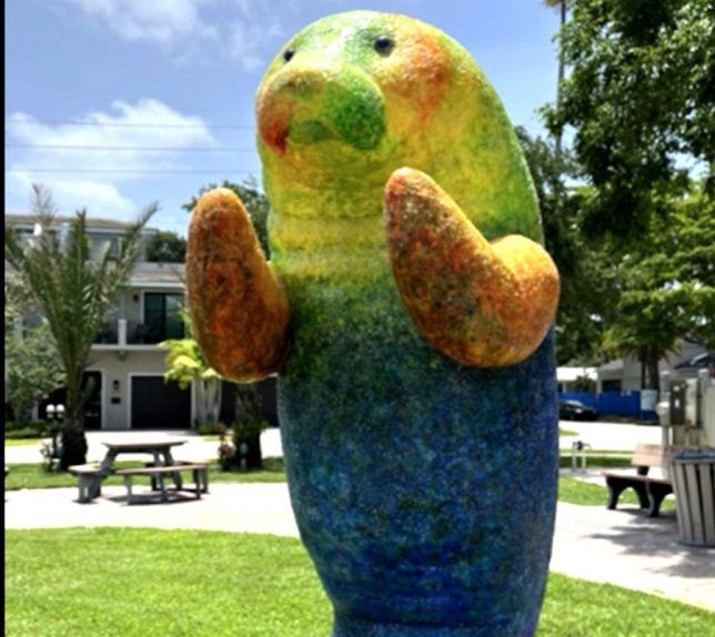 It's "Oh, #Florida! The Newsletter," rolling into your TL like a manatee statue stolen by a guy on a skateboard! mailchi.mp/6a2fab0125a1/i…