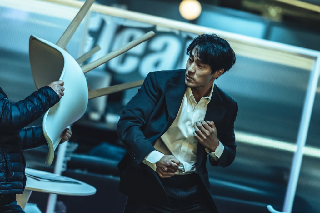 54lovelybts's tweet photo. Just finished this one today, &amp; Tae was right, LOTS of action...&amp; LOTS of blood, violence &amp; revenge. Great cast (that's also easy on the eyes😉) &amp; Ji-sub is absolutely fantastic!It's a short one, 7 INTENSE eps, but fun knowing Tae watched it too! 🐻
#mercyfornone #jisub #kdrama https://t.co/sVxdKHtNyz