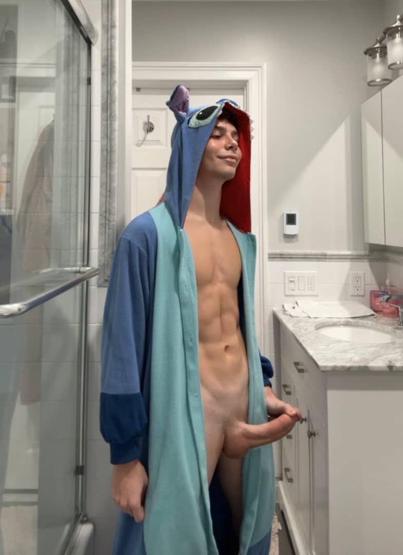Maxwell Harvey tweet media
