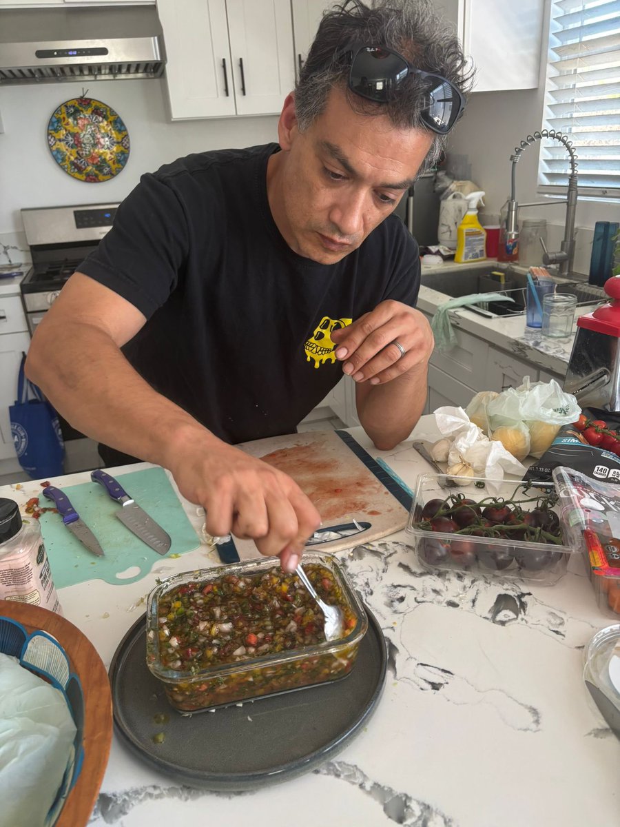 DefiHope's tweet photo. @Lysss302 @ThurstonWaffles @SpareParts_Sol @ElProfe_TV @uglyduckscrooge @TheRealGaines @Thebitcoinbarbi Homemade Chimichurri para para el Asado https://t.co/jigcVTyoUB