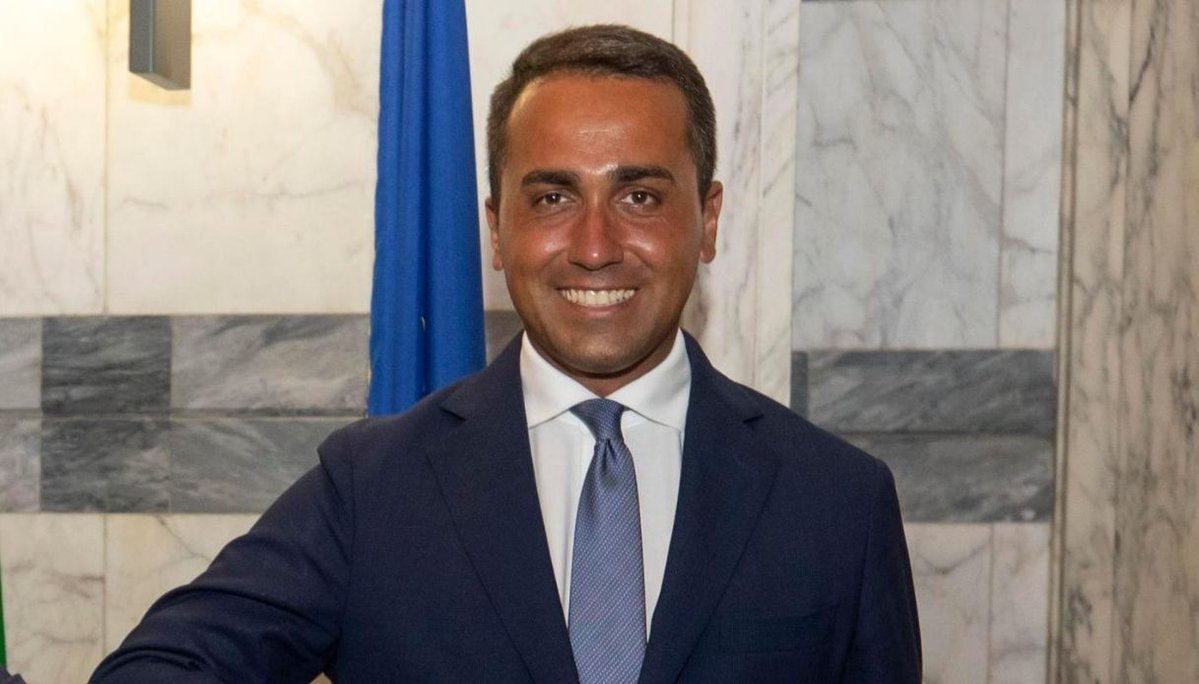 Ma il Rappresentante speciale dell'Unione europea per il Golfo Persico che fa, che dice ?

Ah no! Niente,come non detto...
