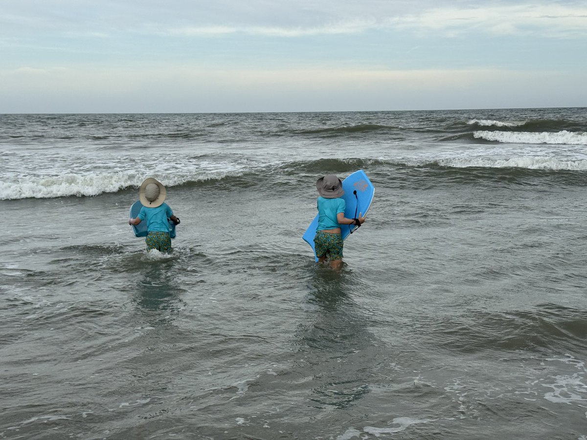 Folks’ kids in their happy place…