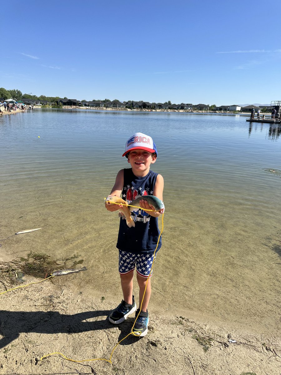 mayor_chadwick's tweet image. Yesterday we had an incredible time at the Star Police Fishing Rodeo. The excitment on the kids faces when they caught some awesome fish was priceless. The best moment was listening to a young man say “i caught my first fish” repeatedly as he was realing in a Golden Trout.…