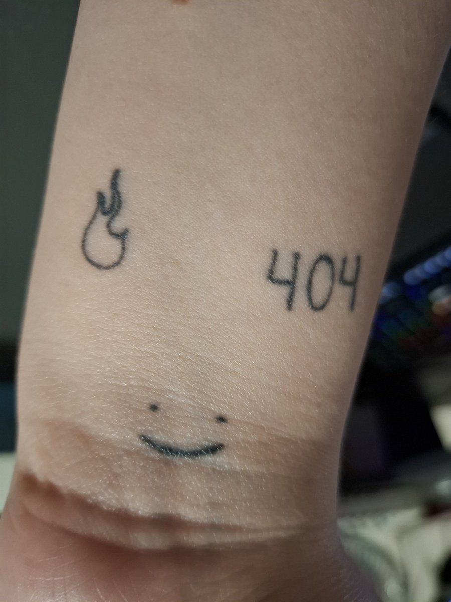 NatariLive's tweet image. Ayo??? We twinning lowkey??