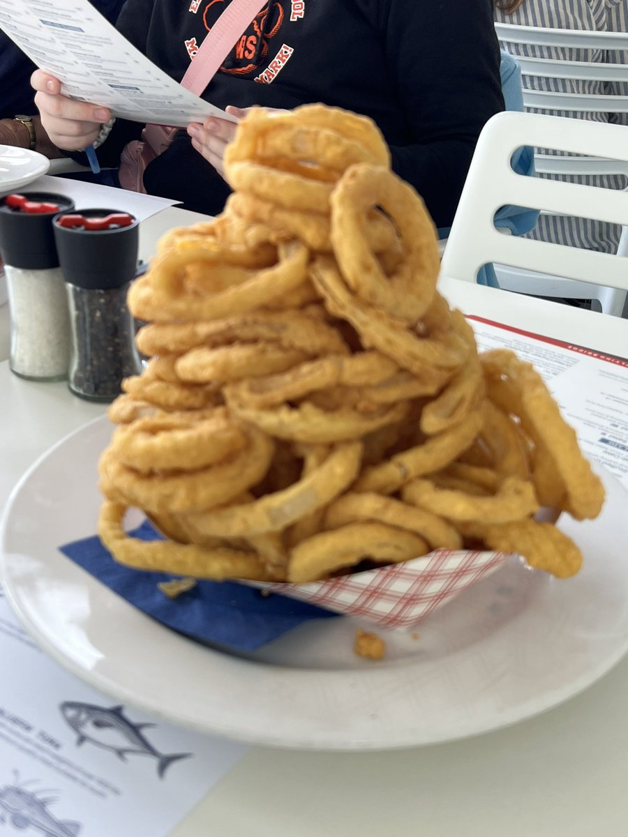 GerardONeillJr's tweet image. Had lunch at the Flying Bridge in Falmouth, MA and got to try the famous onion rings that Dave Portnoy said were a 10. I would agree with him. They were amazing! Also had a lobster roll and it was wonderful!
