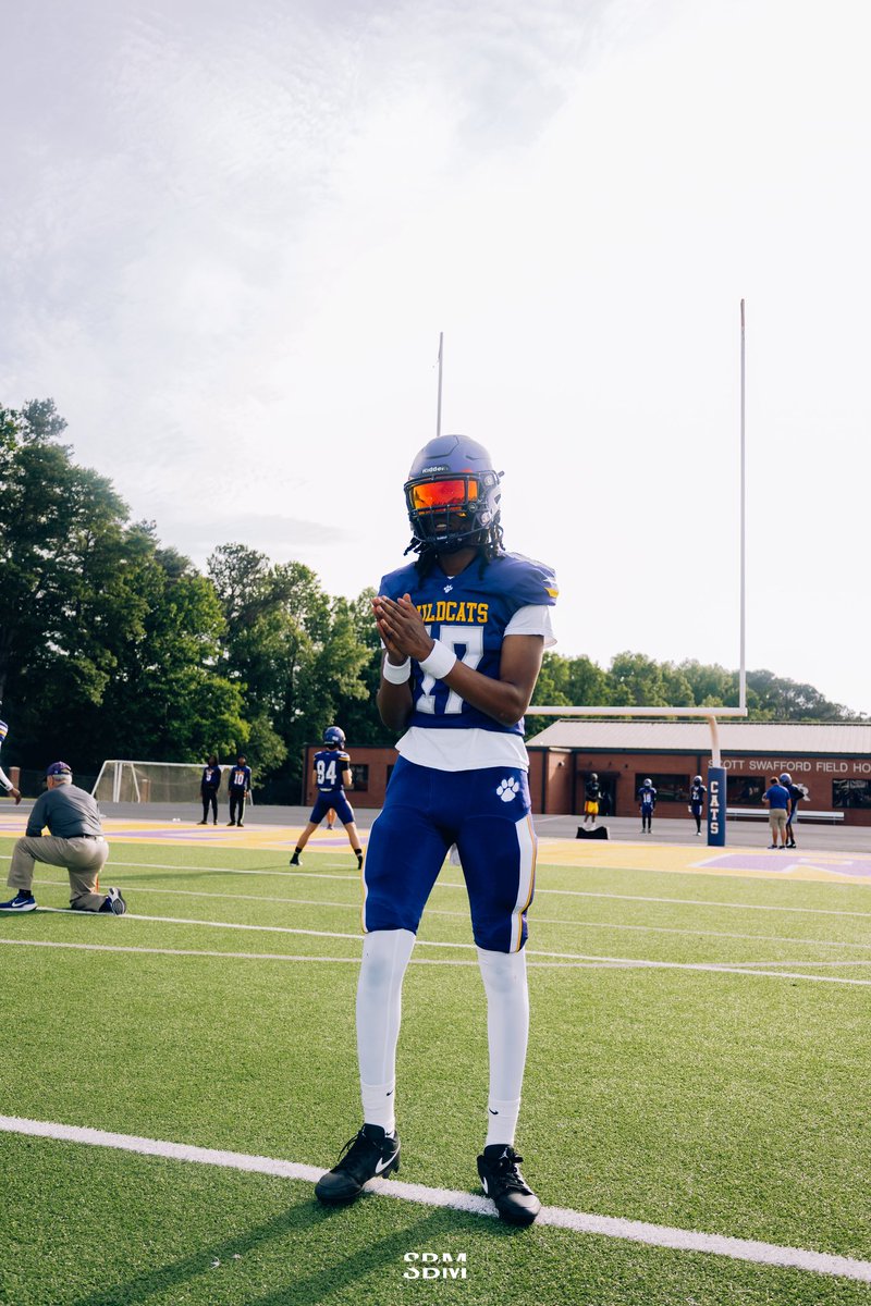 HEY COLLEGE COACHES MY DMS ARE OPEN, CANT WAIT TO GET TO KNOW YOU GUYS AND GET NEW RELATIONSHIPS!!!! 404-858-1972 #QB #CO27 #Football #LANK