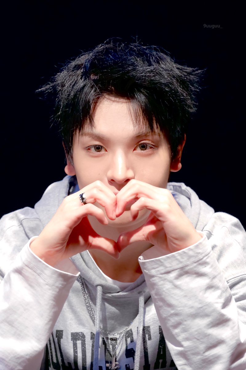 250615 에버라인

#싸이커스 #xikers #예찬 #YECHAN