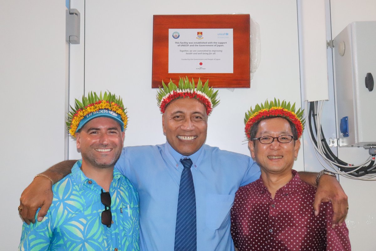 In Kiribati, thanks to support from the Government of Japan, <a href="/UNICEF/">UNICEF</a> has installed two cold rooms to expand national vaccine 💉 storage capacity.

We’re proud to be strengthening cold chain capacity across the Pacific—one cold room at a time.