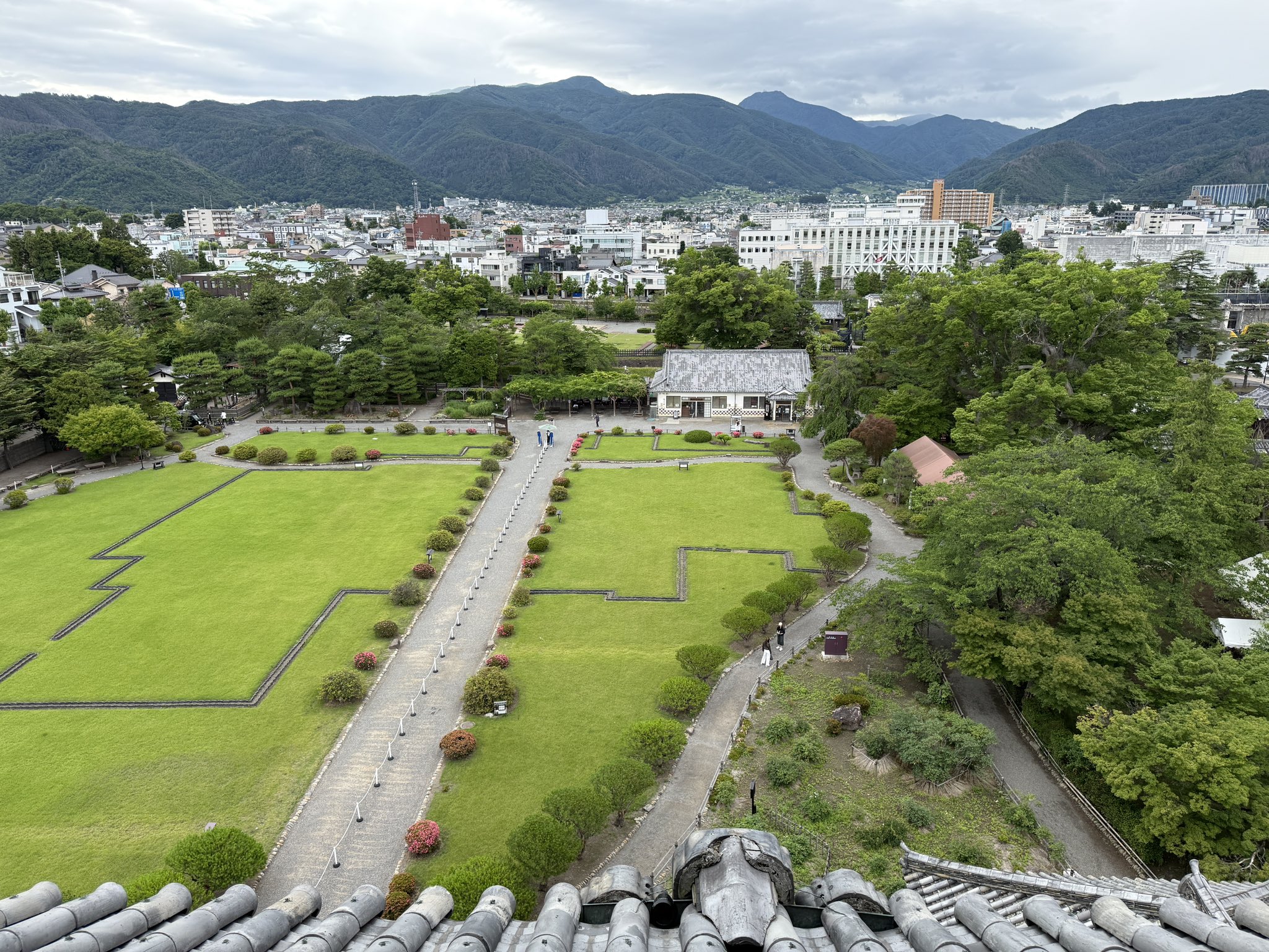 Amazon.co.jp: 王朝文学と建築・庭園 (平安文学と隣接諸学 1