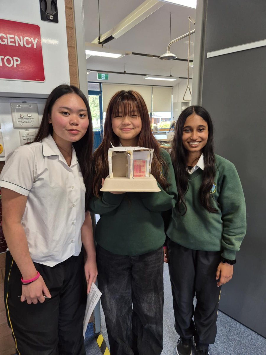 HighIngleburn's tweet image. On Friday, students across Year 9 and 10 competed in the Macarthur Region Science and Engineering Challenge Day, hosted by the University of Newcastle and facing off against 7 other schools.
Students completed a range of Science, Technology, Engineering and Mathematics (STEM)…