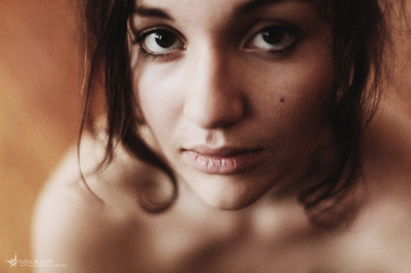 » . « Model AVYS ★24 #portrait #leipzig #germany #strkng #photography #contemporary #bestof strkng.com/en/model/avys/…