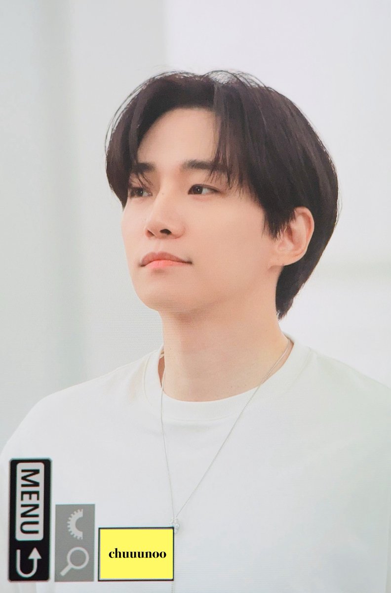 Chuuu. 츄 tweet media