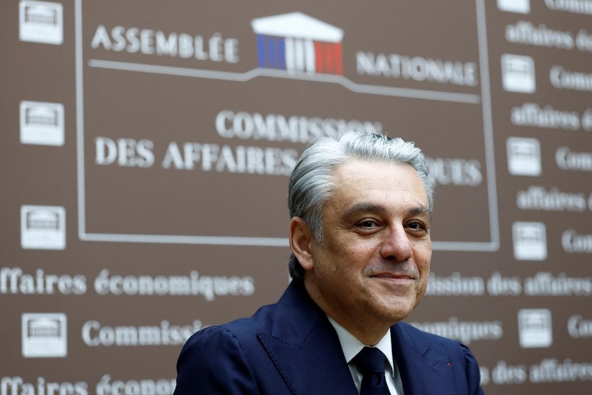 The Renault board of directors said it started the process of appointing a new CEO “based on the already defined succession plan,” without offering more details. autonews.com/renault/ane-re…