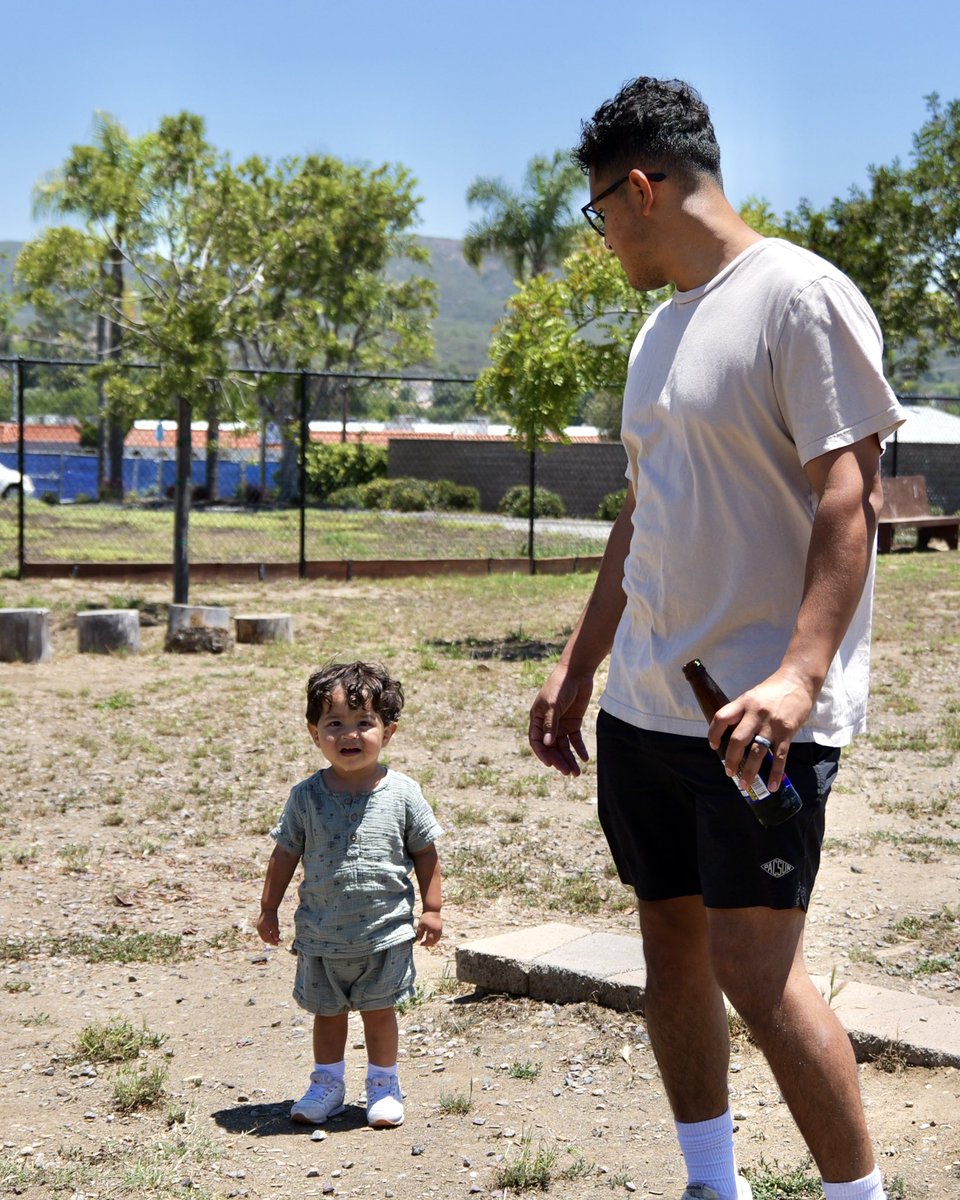 theMVMNTchurch's tweet image. To all the dads and grandpas, whatever name you go by, whatever your role, thank you. Thank you for showing up, for being present, and for loving deeply. We see you. We love you. Happy Father’s Day! 🫶💪🕶️🖤 #dadsrootbeer #fathersday