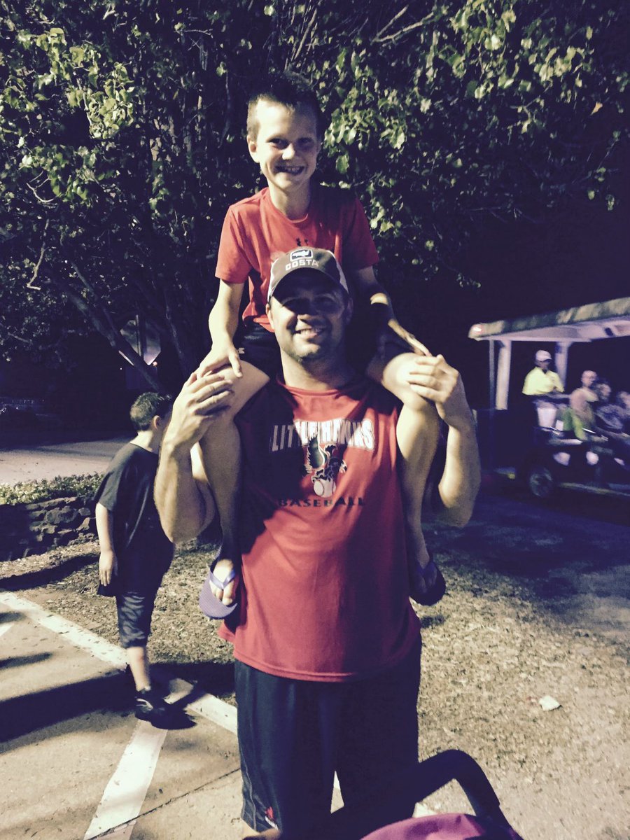 JacksonNaeve's tweet image. Happy Father’s Day! Shoutout to my biggest role model and coach!
@johnnaeve
