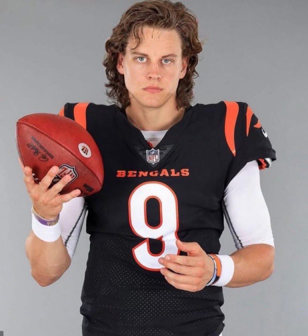 Joe Burrow is out here going full on Anakin Skywalker when he turned Sith. The rest of the NFL is cooked!